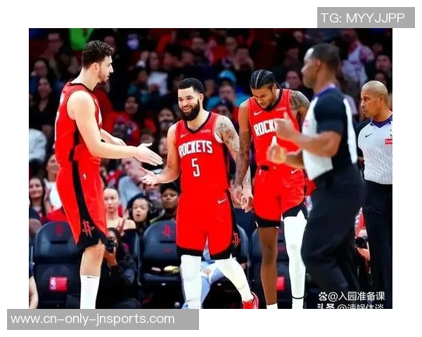 2004年火箭与马刺经典对决回放精彩瞬间重温