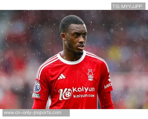 太阳报:森林球迷因拔刀相助受伤而错失航班,航空公司拒退费 太阳报:森林球迷因拔刀相助受伤而错失航班,航空公司拒退费